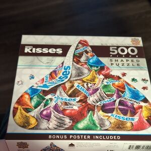 Hershey's Kisses 500 Piece Shaped Puzzle